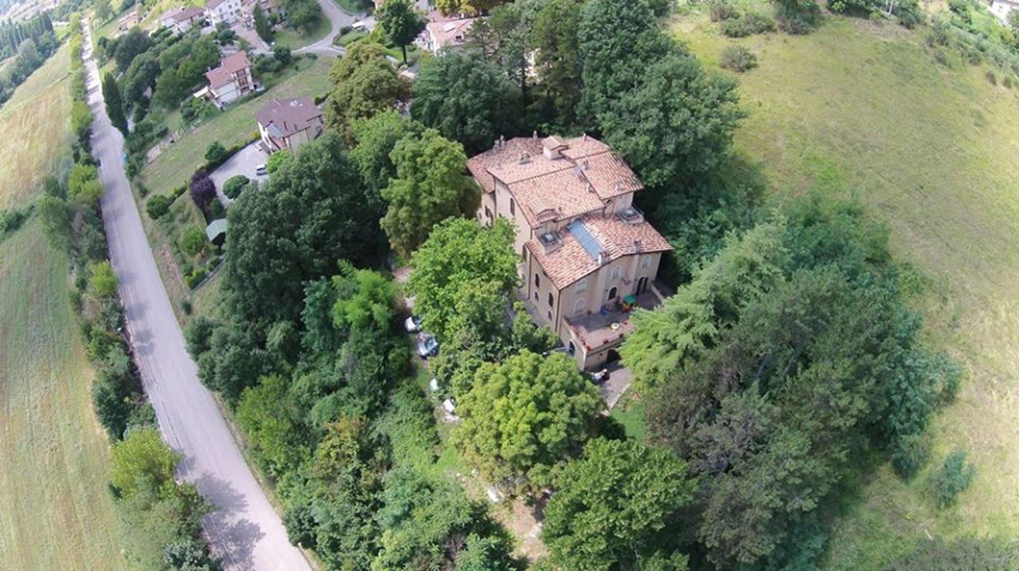 La Locanda Del Borgo Pietralunga  Exterior photo